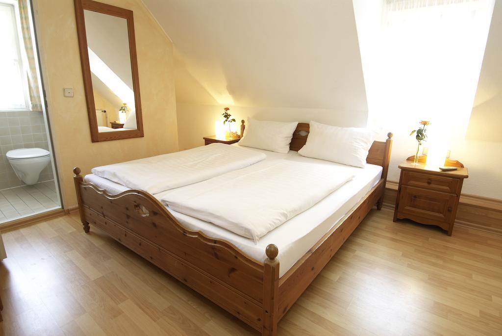 Hotel Regina Zirndorf Habitación foto